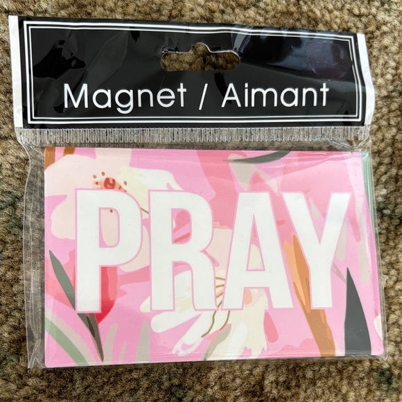 NWT. Prayer Cards and Magnet Set - Picture 5 of 9